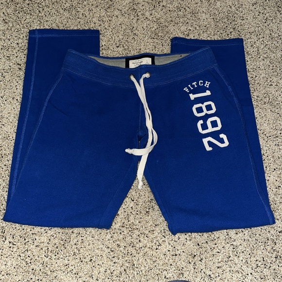 NWOT Abercrombie & Fitch Sweatpants - Picture 2 of 5